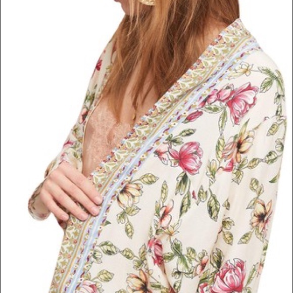EUC! Anthro Floral Kimono OS - Picture 2 of 11